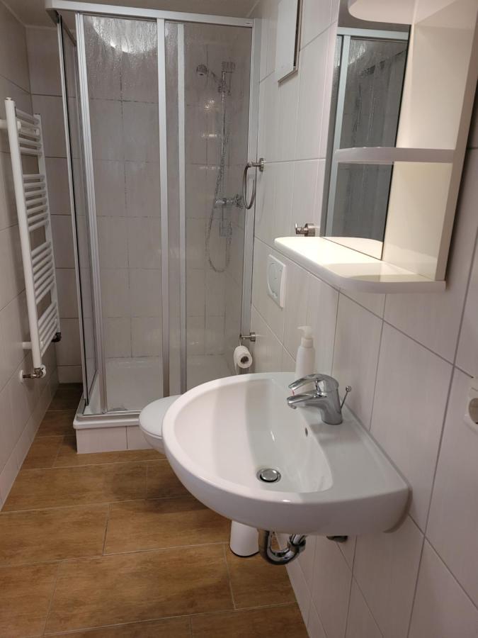 2-Raum Ferienwohnung Зиновиц Екстериор снимка